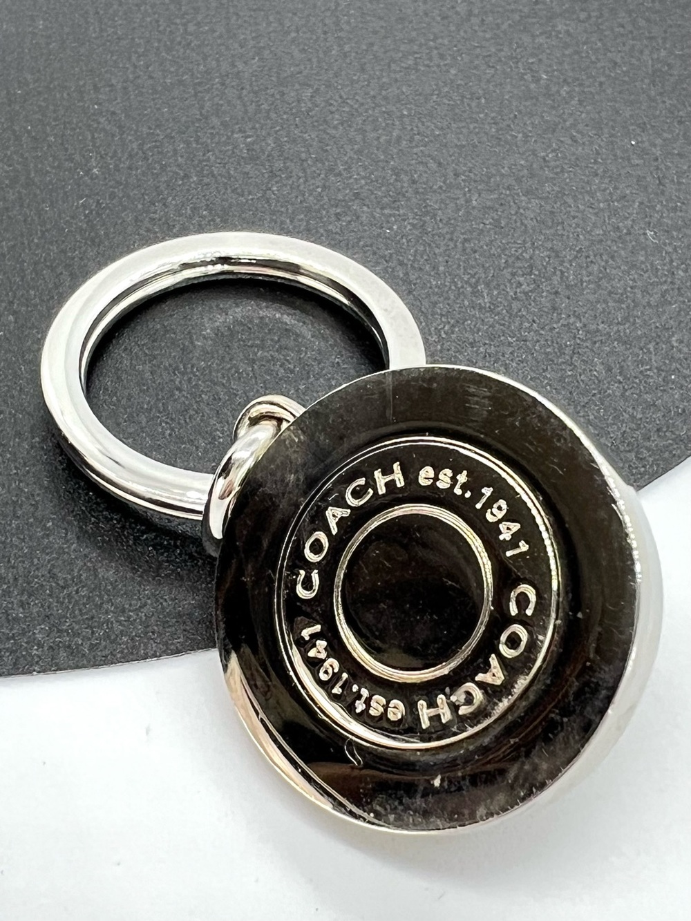 Vintage Coach Turnlock Valet Keychain Silver Tone Bag Charm Authentic - Picture 5 of 13